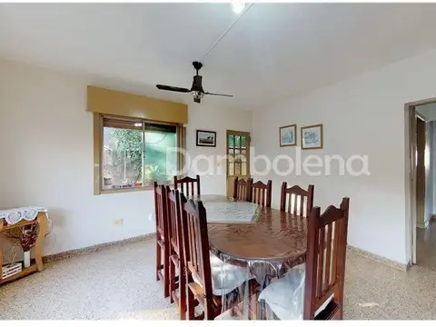 Casa 3 ambientes con 1 baño