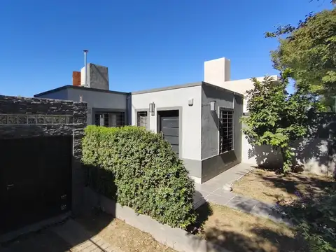 Venta Casa 2 Dorm., Pileta La Calera Córdoba