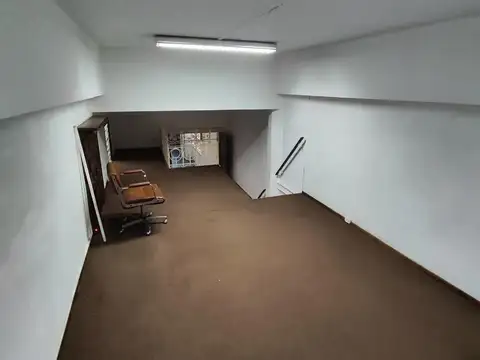 Ofician c/ Entrepiso Doble entrada Piso 3 ascensor Seguridad