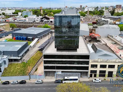 Edificio corporativo a estrenar en Barracas · 8.600 m²