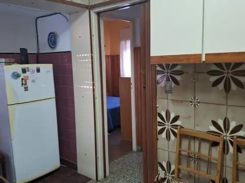 Casa 4 ambientes con 1 baño