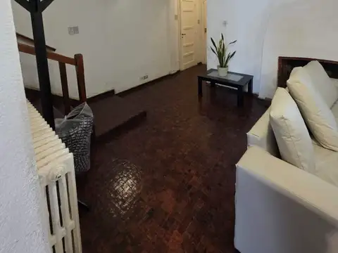 Casa en Venta 4 Dormitorios con Calefacción Central y Patio