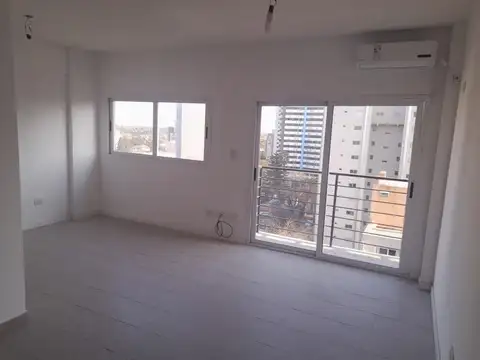 Muñoz 900, Piso 9