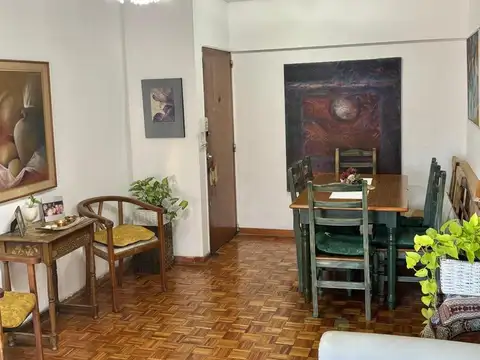 Av. Corrientes  al 6100