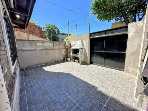 Depto Tipo Casa en Venta con 1 cocheras