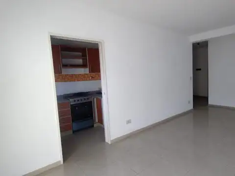 Departamento en Alquiler en Centro, $ 650.000
