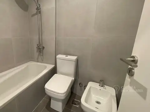 Casa en Venta en Villa Sarmiento, USD 144.900