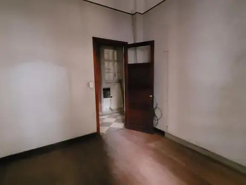 Depto Tipo Casa en Venta en Centro, USD 65.000