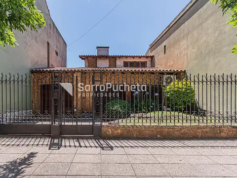 Casa 5 ambientes con 2 baños