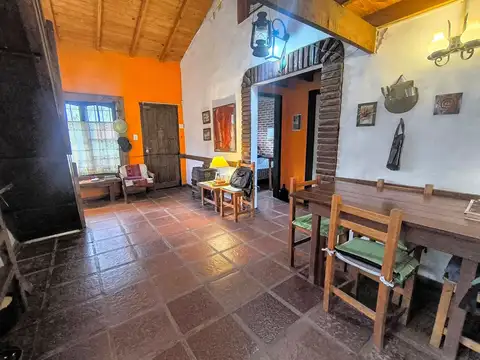 Casa en Venta con 1 cochera