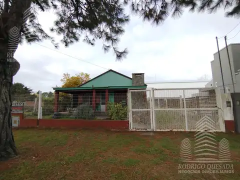 Casa en Venta con 1 cochera
