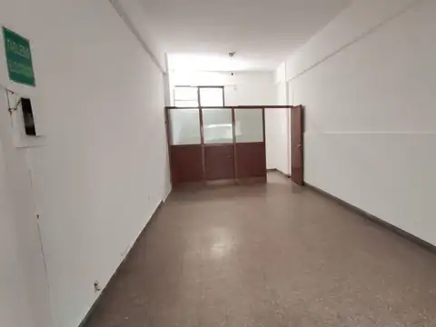 Local en Venta 68 años