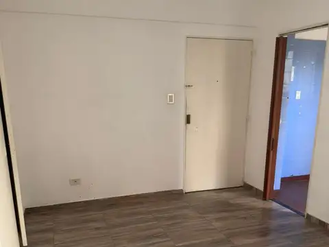 Avenida Hipólito Yrigoyen 4000, Piso 4