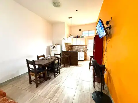 Depto Tipo Casa en Venta con 1 cocheras