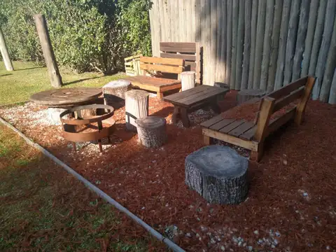 Casa 6 ambientes con 3 baños