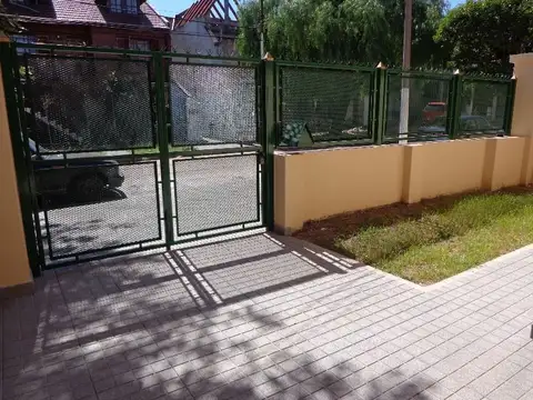 Depto Tipo Casa 2 ambientes con 1 baño