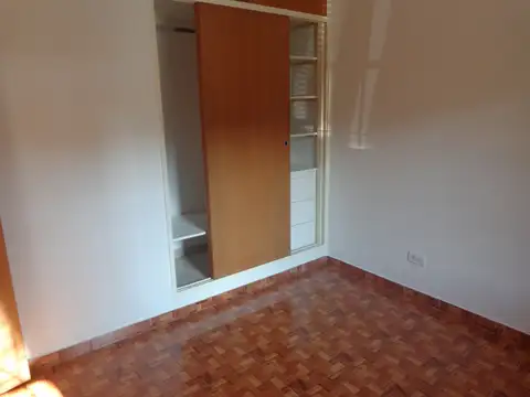 Petkovic 5500, Piso pb