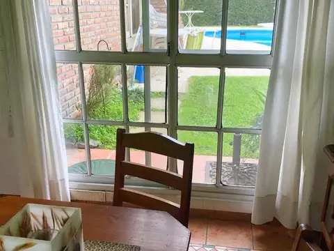 Casa en Venta con 4 cocheras