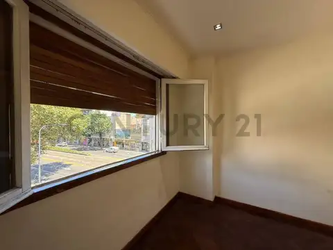 VENTA DEPARTAMENTO 2 AMBIENTES LUMINOSO