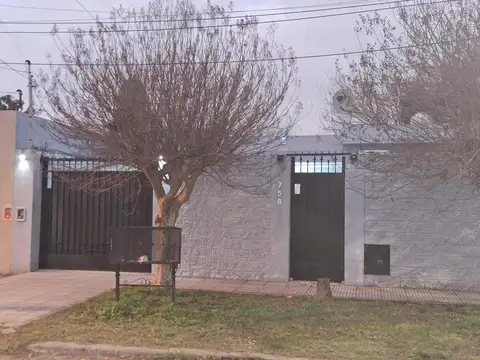 Pedro Mena 700