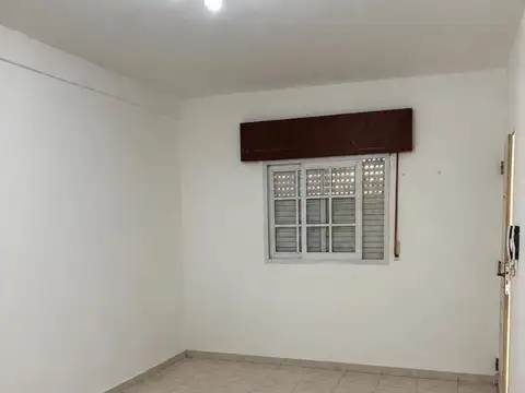 Roque Saenz Peña 1100