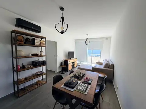 Quevedo 3300, Piso 5