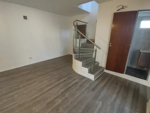 Ercilla 5300, Piso 1