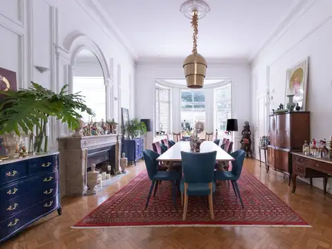 Montevideo y Av. Alvear