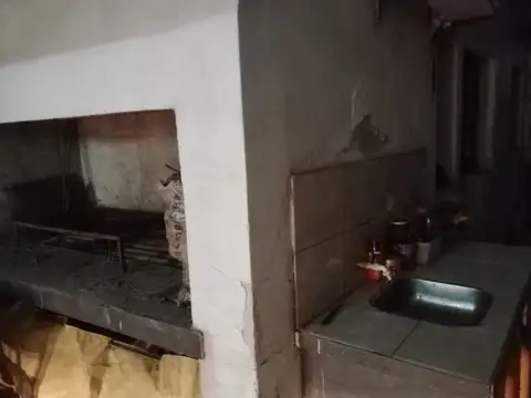 CASA EN VENTA BARRIO LANCEROS, RECONQUISTA