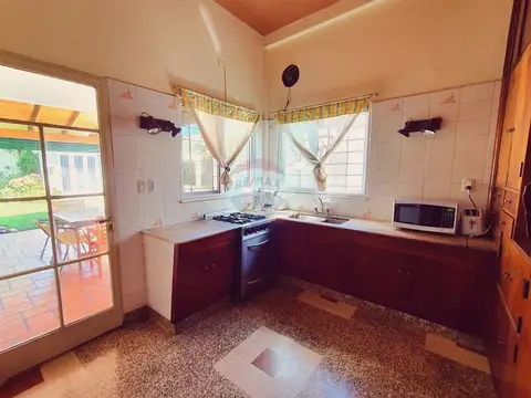 VENTA CASA EN QUILMES - BARRIO PARQUE CALCHAQUI