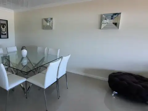 Departamento 4 ambientes con 3 baños