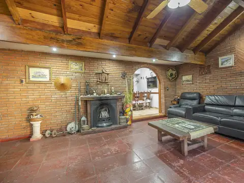 Casa en Venta al Este