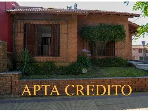 Casa en Venta con 1 cochera