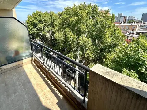 Venta Depto Monoambiente C/Balcón Santos Lugares