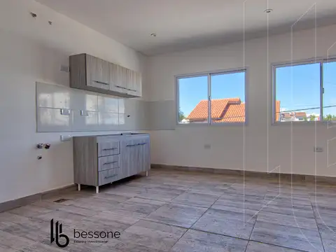 Depto Tipo Casa en Alquiler al Sur