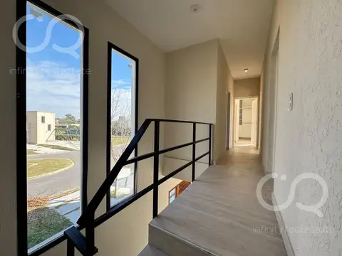 HERMOSA CASA DE 4 AMB A ESTRENAR EN HARAS SANTA MARIA - FINANCIACION 