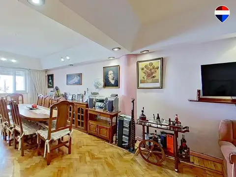 Depto Tipo Casa 5 ambientes con 2 baños