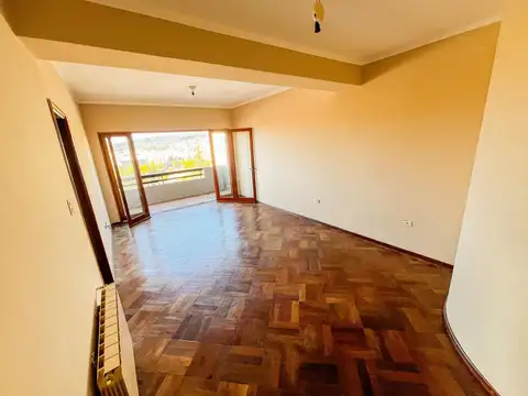Departamento en Alquiler de 4 ambientes