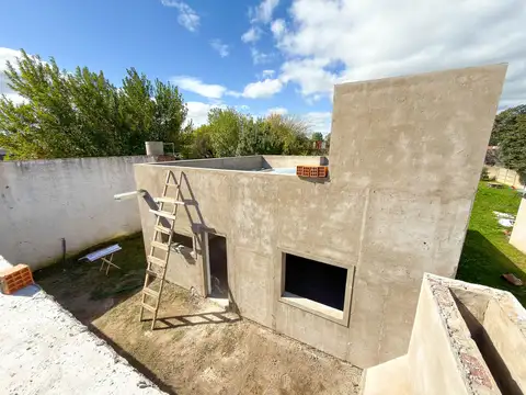 Casa 3 ambientes con 1 baño
