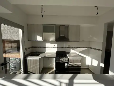 Departamento en Venta en Parque Chacabuco, USD 103.000