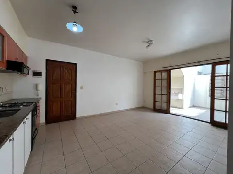 Depto Tipo Casa 2 ambientes con 1 baño