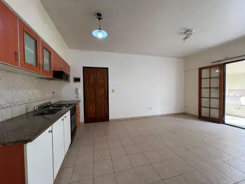 Depto Tipo Casa en Alquiler en Villa Devoto, $ 900.000