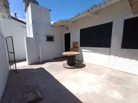 Bernardino Rivadavia 700