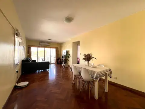 Oportunidad  4 ambientes con mucha luz y excelente plano!