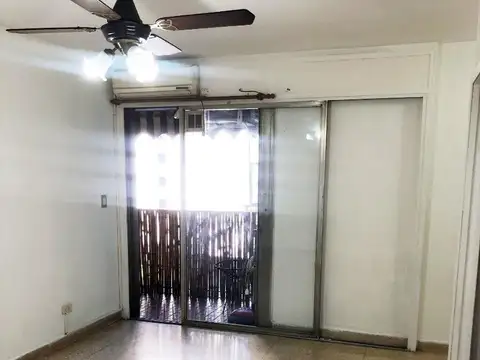 HERMOSO DEPARTAMENTO DE 3 AMBIENTES. BALCON. INSTA LAVARROPA