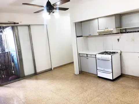 HERMOSO DEPARTAMENTO DE 3 AMBIENTES. BALCON. INSTA LAVARROPA