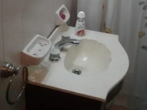 Casa  en Venta ubicado en Quilmes Oeste, Quilmes, G.B.A. Zona Sur - SVN0792_LP584580_1