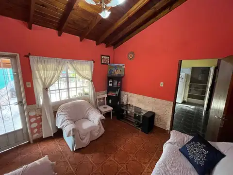 VENTA CASA + DPTO| 6 AMB TOTALES-OP. MULTIFAMILIAR