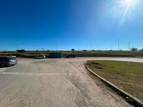 ALQUILER GALPÓN 800m2 CIRCUNVALACIÓN ZONA NORTE