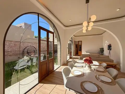 Casa en Venta en Nuestra Señora De Lourdes, USD 420.000